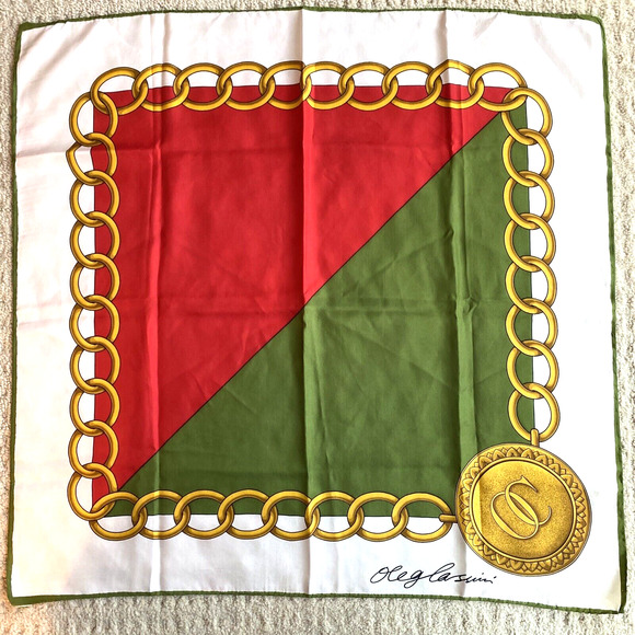 Oleg Cassini Signed Logo Scarf Silky Gold Chain Medallion Green & Red 26” Square - Picture 1 of 7